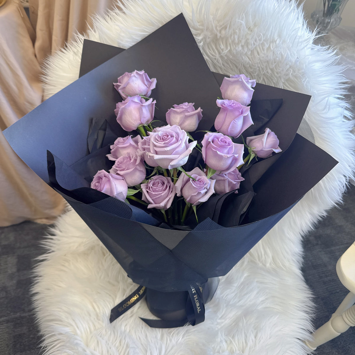 Letter in Lilac & Black-Ocean Song Rose Bouquet