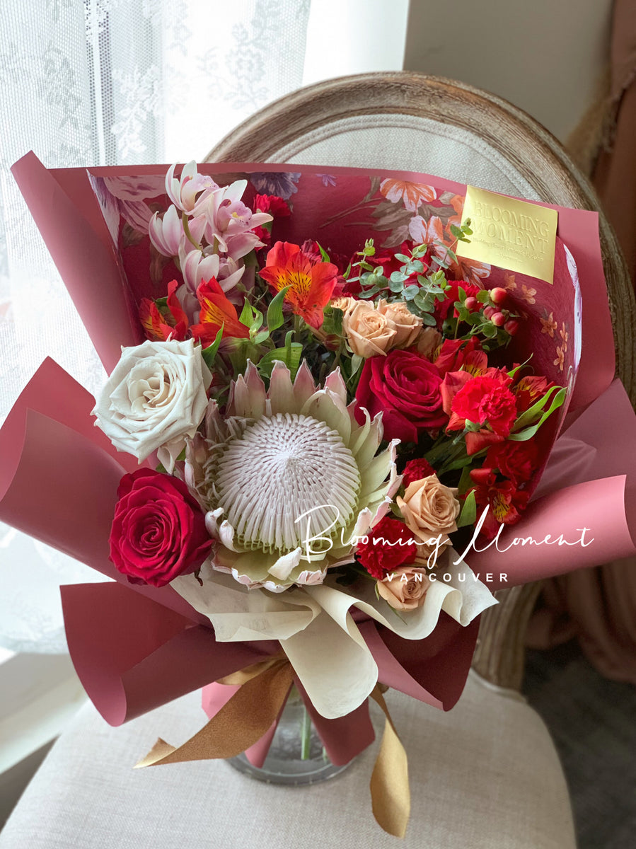 Signature Garden Bouquet
