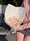 White O‘Hara With Tulip 2