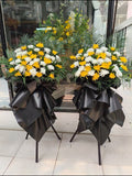 Golden Remembrance Standing Spray