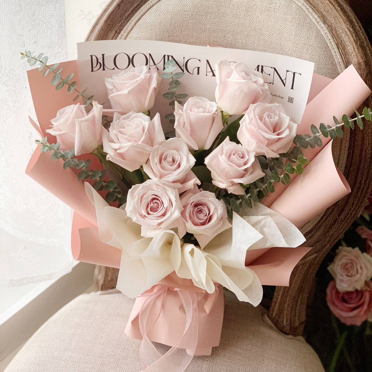 Sweet Silence 10 Stems Pink Rose Bouquet