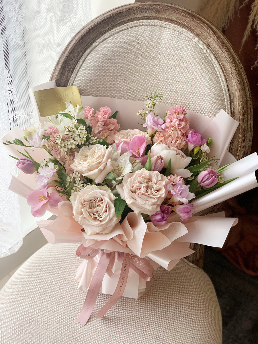 Signature Garden Bouquet