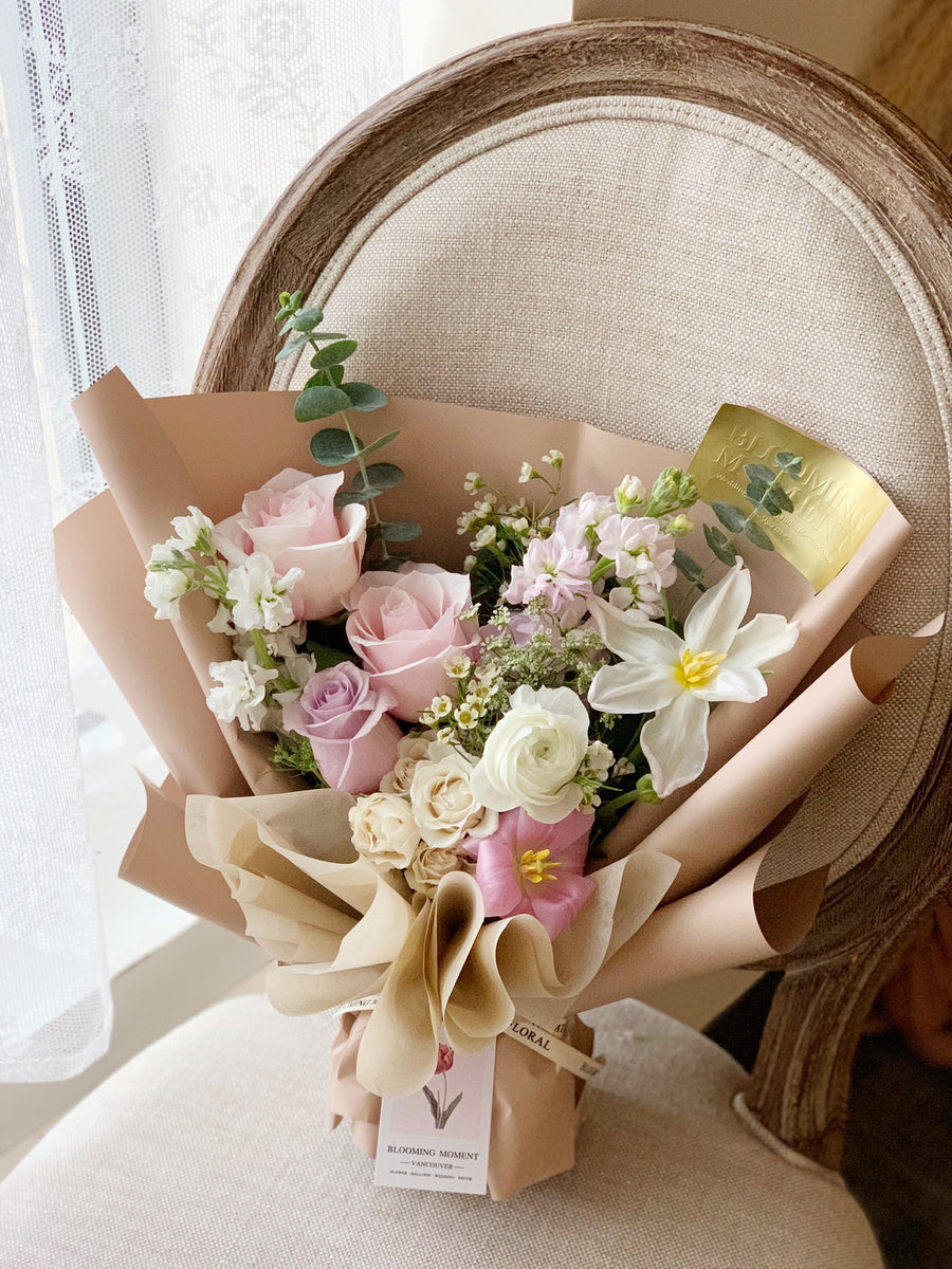 Signature Garden Bouquet