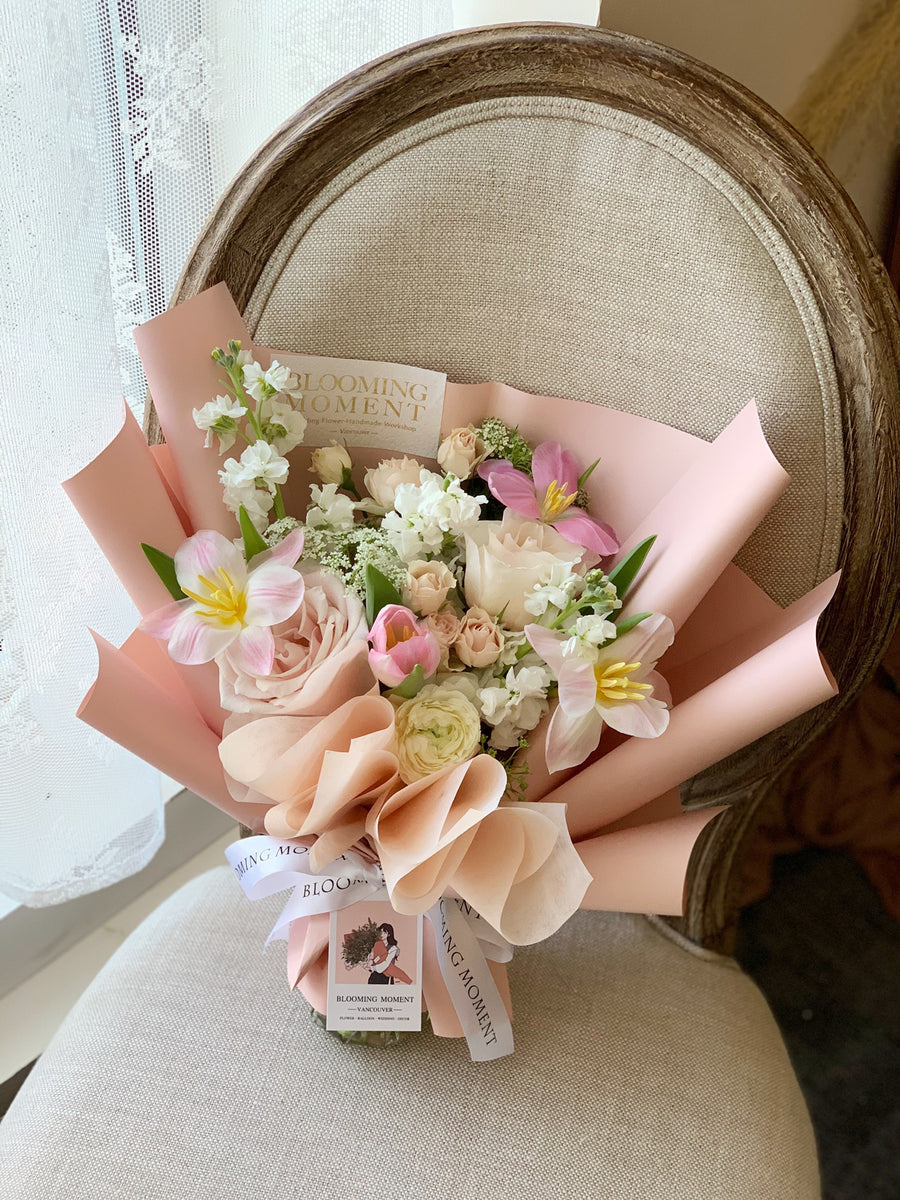Signature Garden Bouquet