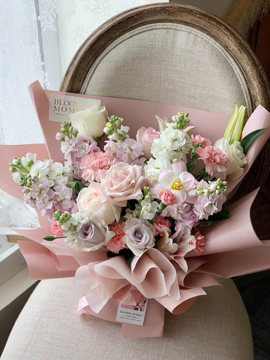 Signature Garden Bouquet