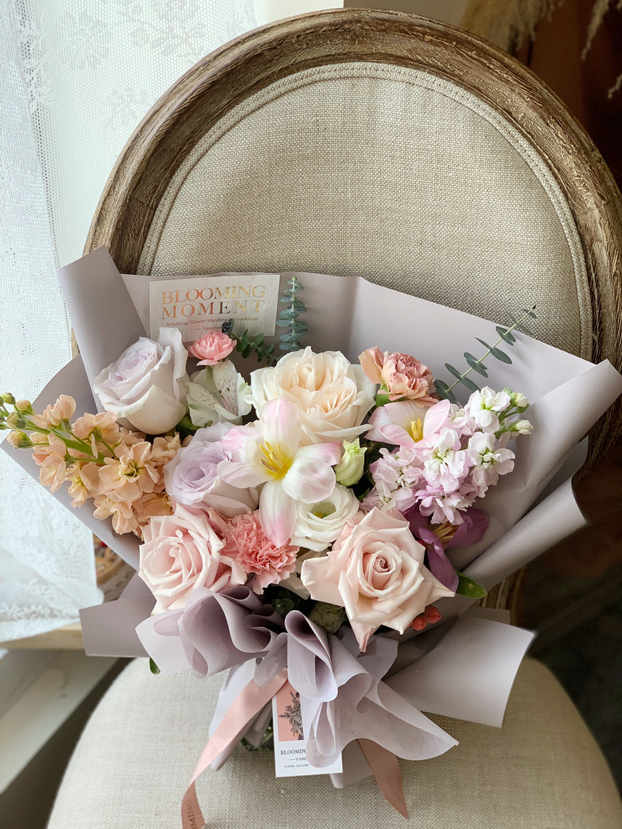 Signature Garden Bouquet