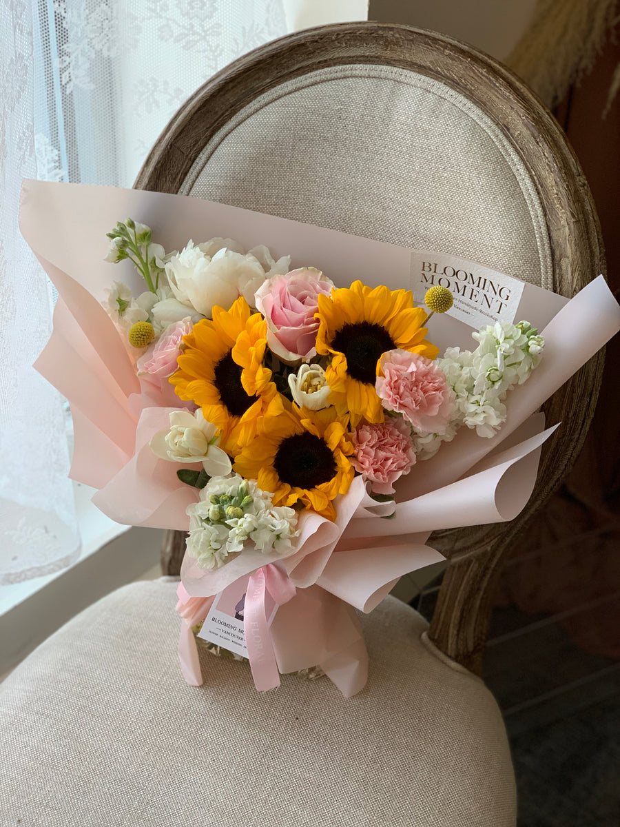 Signature Garden Bouquet