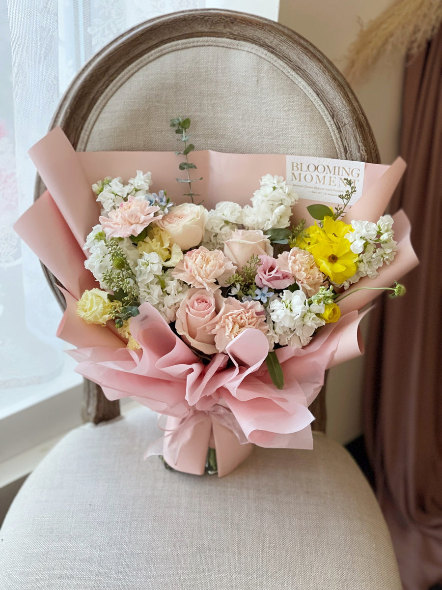 Signature Garden Bouquet
